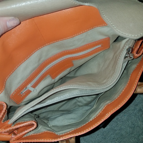 COPY - Roberta Gandolfi Orange purse - Picture 4 of 8
